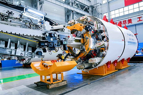 川山甲1號 四川首臺全鏈土壓平衡盾構機在新津下線，智能制造裝備再添新成員